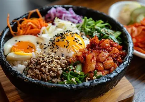 Bibimbap: Hidangan Tradisional Korea yang Kaya Rasa dan Warna